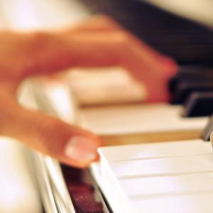 KTV包间多P在线播放
