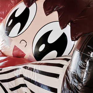 KTV包间多P在线播放
